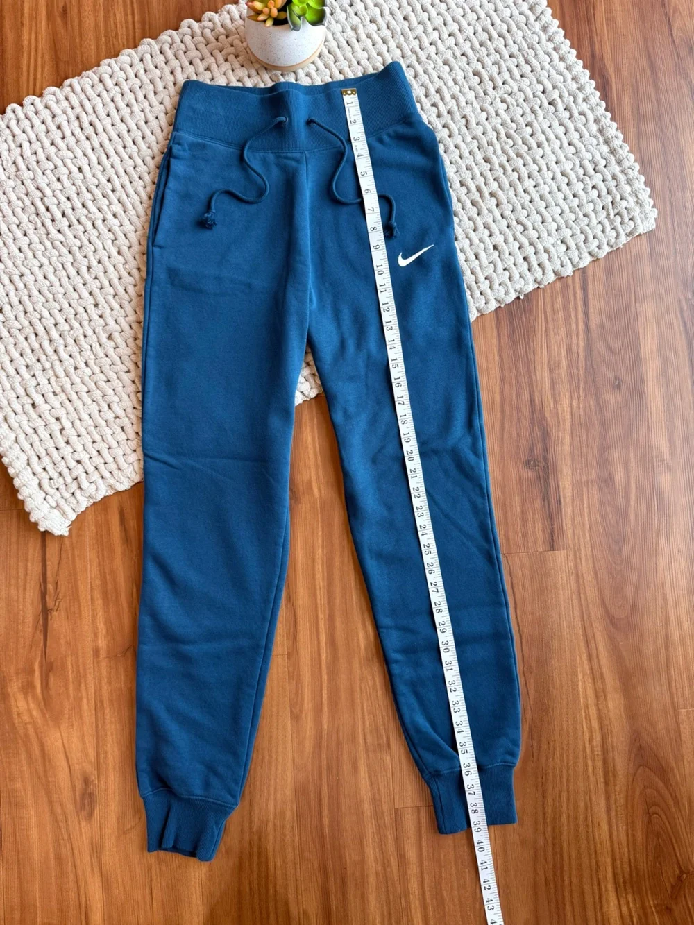 Nike | Women’s Phoenix Fleece High-Waisted Joggers | Green Abyss | X-Small